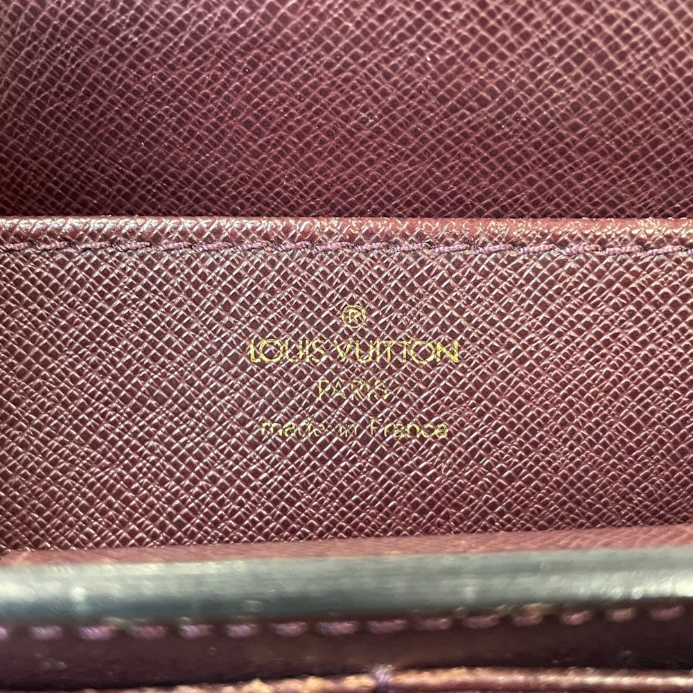 Louis Vuitton Bag - Picture 14 of 16